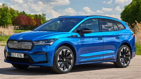 2021 New Škoda Enyaq Sportline iV In Race blue .